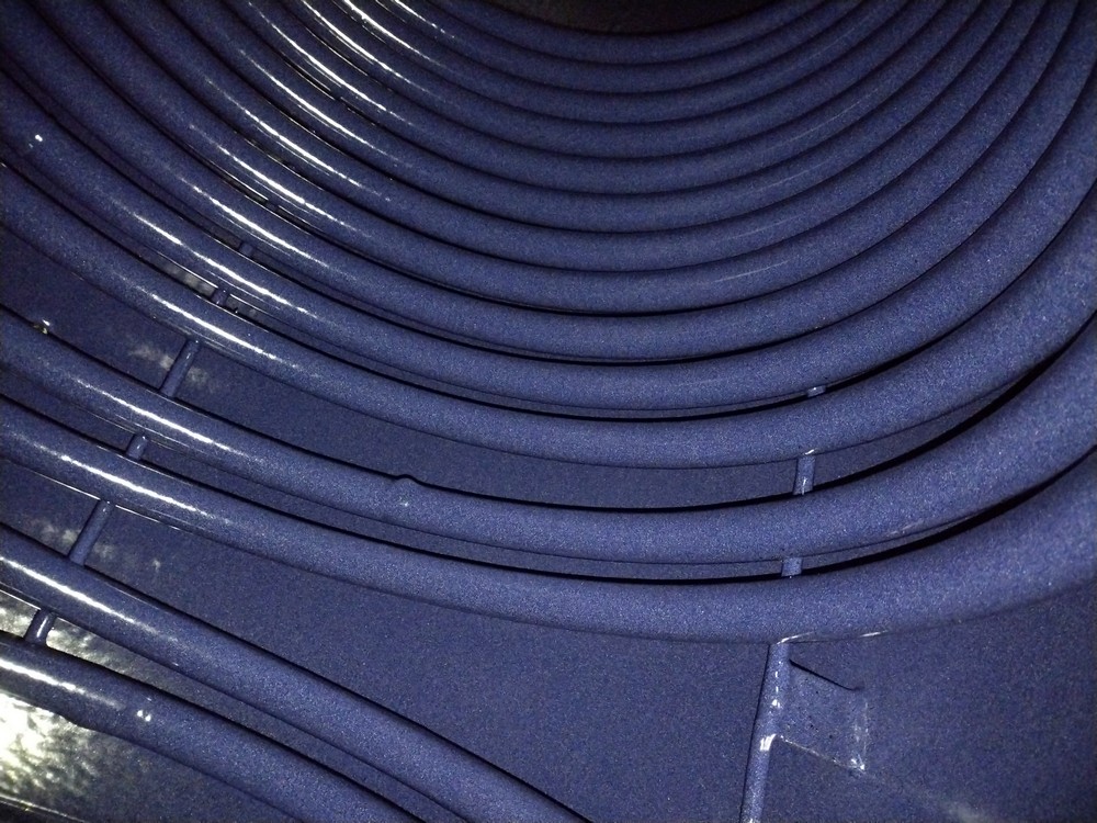 Dettaglio delle spire della serpentina smaltata