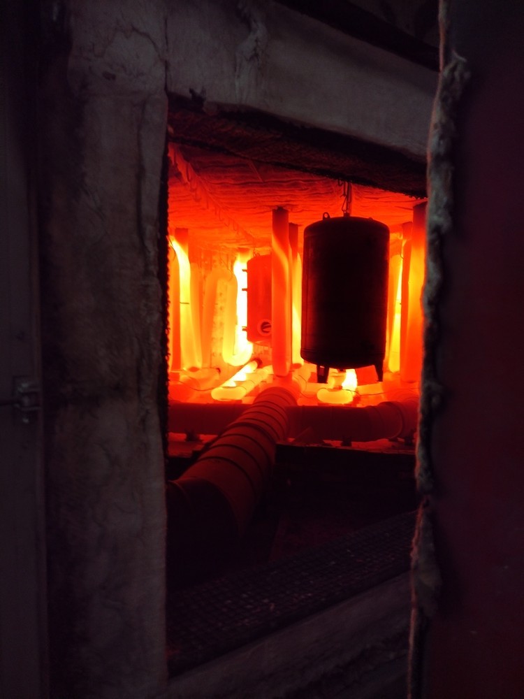 Serbatoio in cottura nel forno